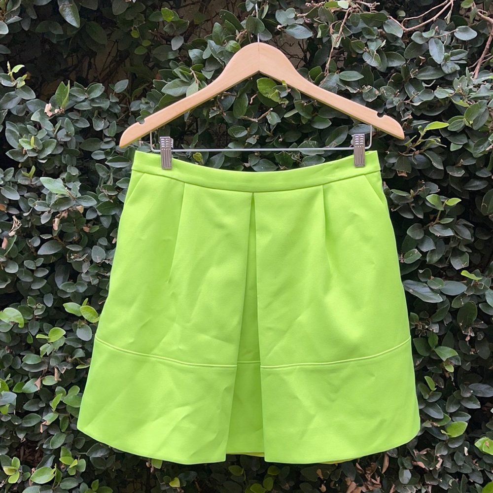 🍋 Neon Green 🥝 J. Crew Pleat, Mini-Skirt with Pockets and Exposed Zipper
